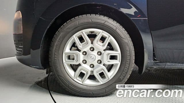 Hyundai Staria Modern, 2024 все фото