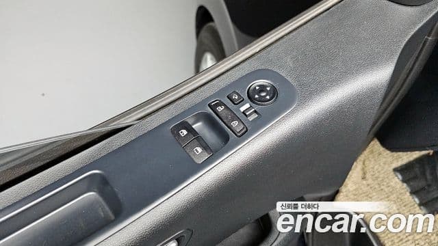 Hyundai Staria Modern, 2024 13