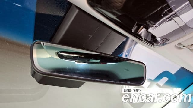 Hyundai Staria Modern, 2024 19