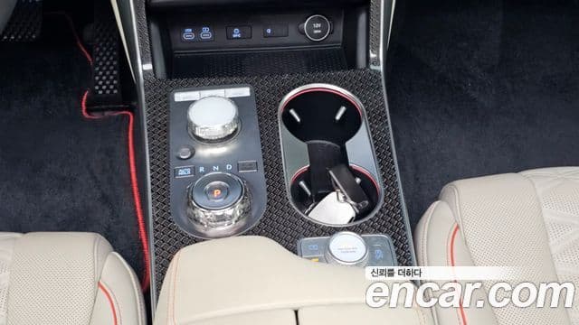 Genesis GV80 купе, 2024 9