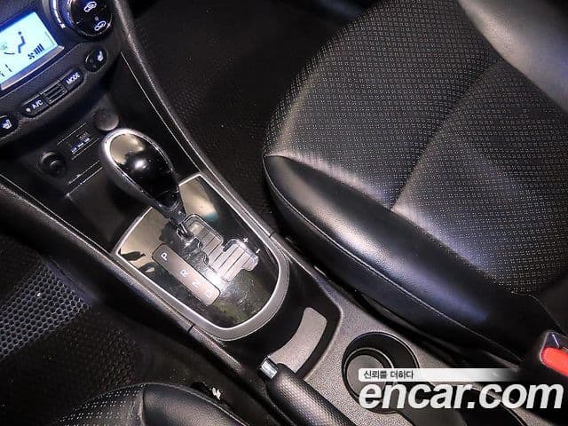 Hyundai Accent(новый кузов / новое поколение) Premier, 2012 12