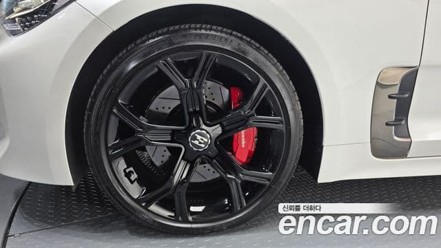 Kia 스팅어 GT, 2018 все фото