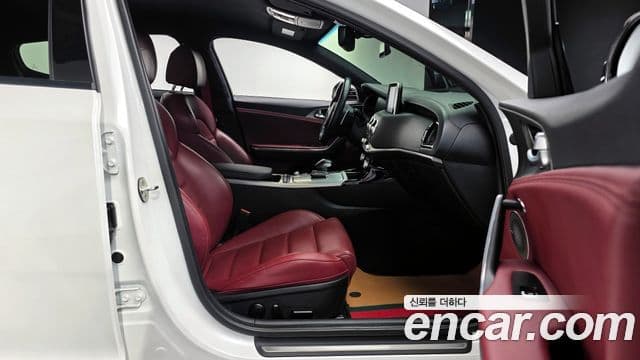 Kia 스팅어 GT, 2018 10