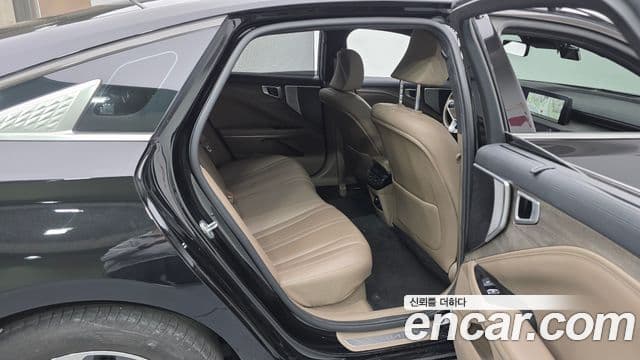 Kia K8 гибрид Noblesse, 2022 12