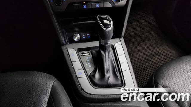 Hyundai Avante AD 1.6 GDI Value Plus, 2018 9