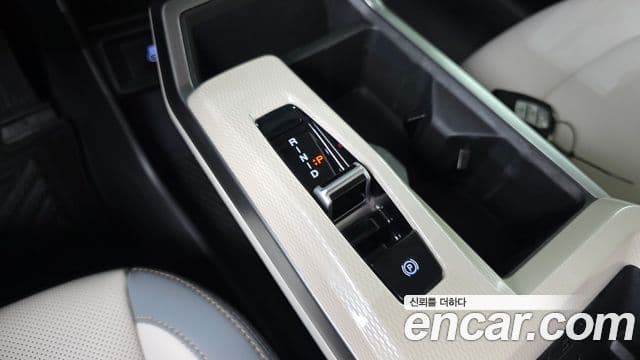 KG모빌리티(SsangYong) Torres EVX E7, 2024 9