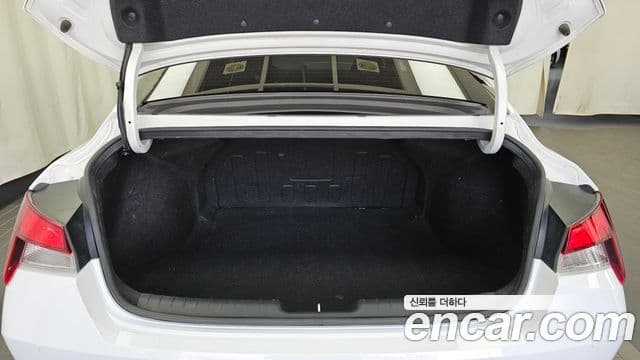 Hyundai Avante (CN7) Modern, 2021 20