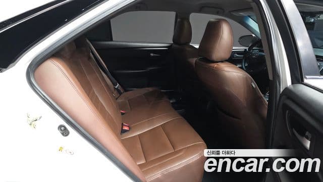 Toyota New 캠리 гибрид LE, 2016 12