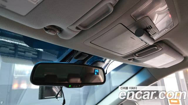 Toyota New 캠리 гибрид LE, 2016 16