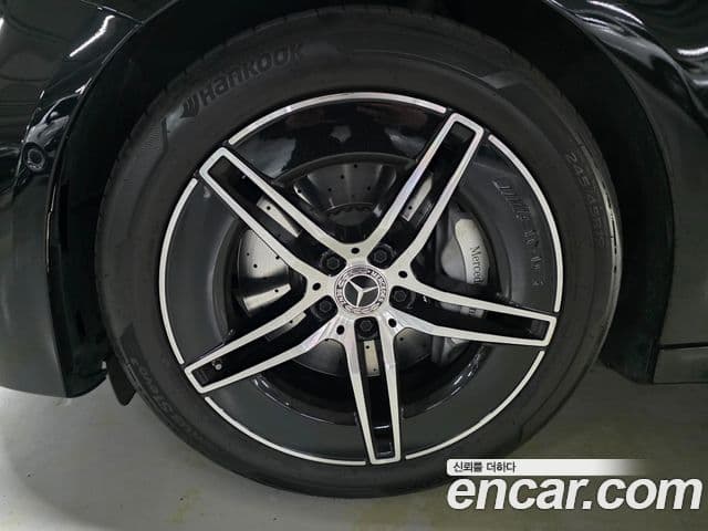 Mercedes-Benz E-класс W214 AMG Line, 2024 7