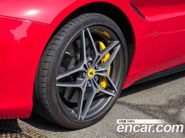 Ferrari 캘리포니아 T 3.9 V8, 2016 3