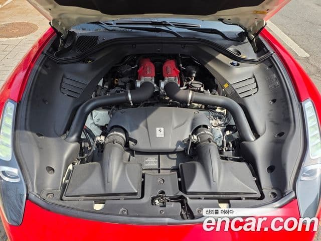 Ferrari 캘리포니아 T 3.9 V8, 2016 13