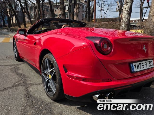 Ferrari 캘리포니아 T 3.9 V8, 2016 20