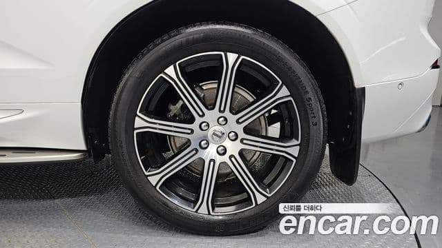 Volvo XC60 2세대 D5 Inscription, 2020 все фото