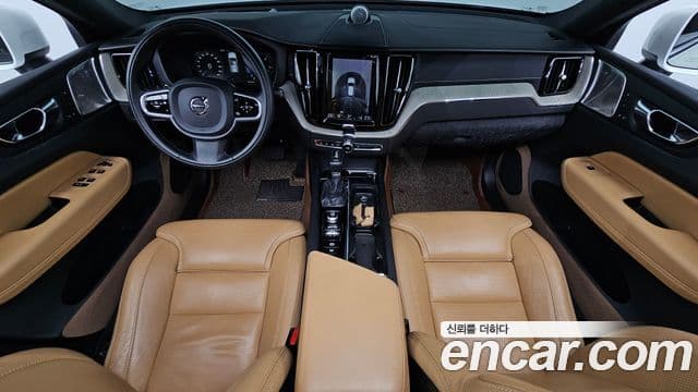 Volvo XC60 2세대 D5 Inscription, 2020 7