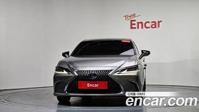 Lexus ES300h 7세대 Luxury Plus, 2021 3