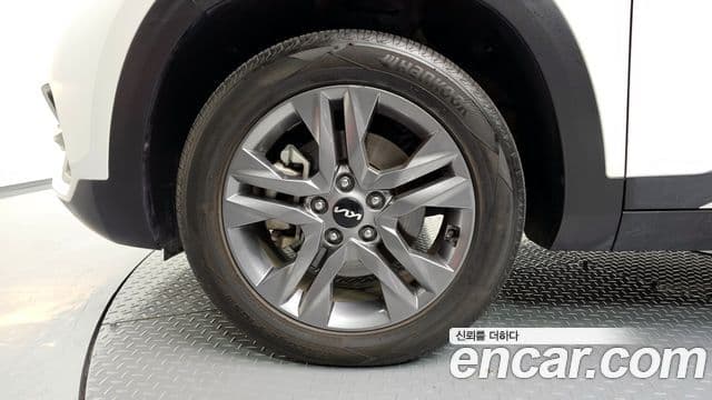 Kia Seltos Prestige, 2023 все фото