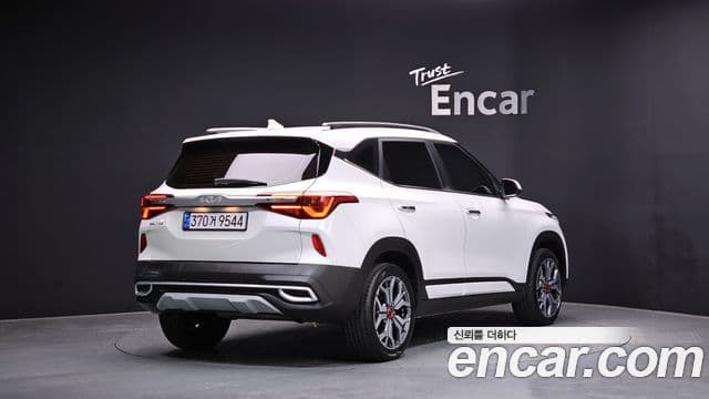 Kia Seltos Signature, 2023 2