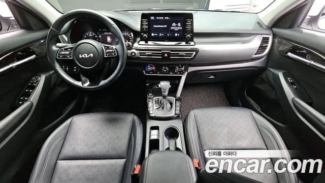 Kia Seltos Signature, 2023 7