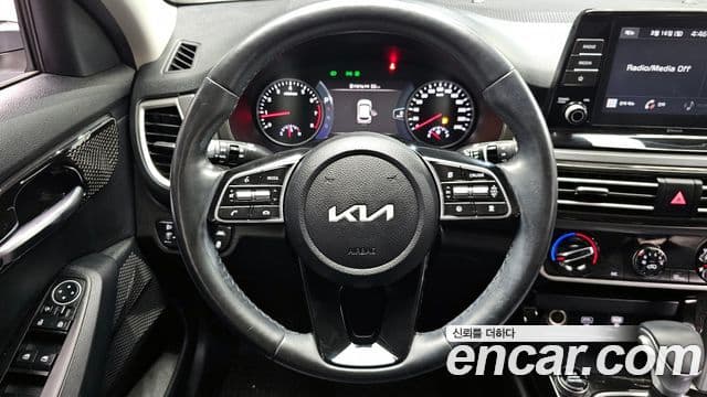 Kia Seltos Signature, 2023 13