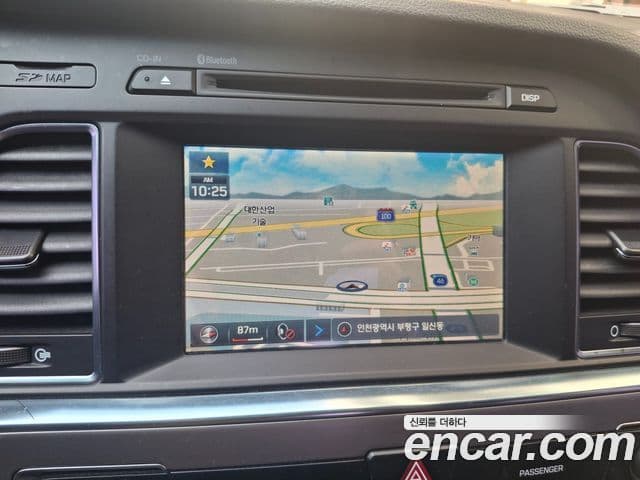 Hyundai LF Sonata Style, 2015 11