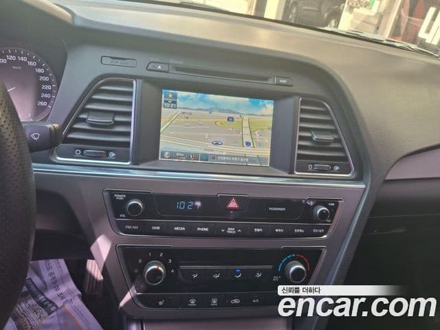 Hyundai LF Sonata Style, 2015 15