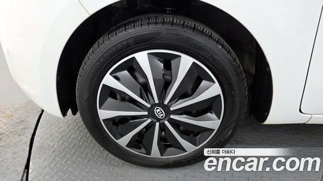 Kia The / новый New Ray Standard, 2021 все фото