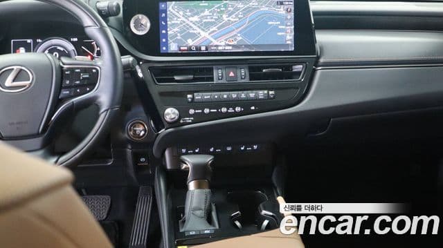 Lexus ES300h 7세대 Executive, 2025 7