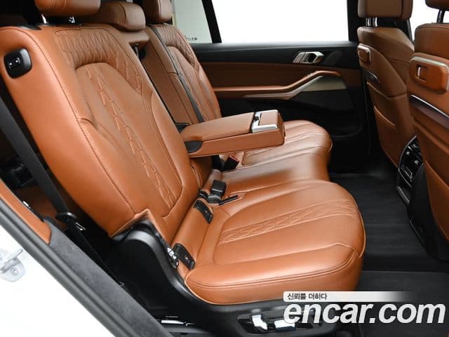 BMW X7 (G07) xDrive 40i Design Pure Excellence 7인승, 2025 12