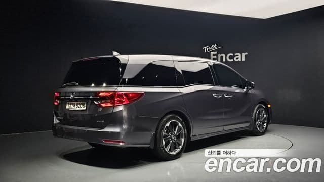 Honda Odyssey 5세대, 2021 2