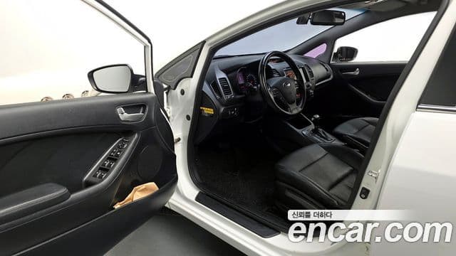 Kia K3 Trendy, 2015 15