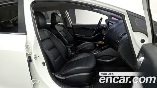 Kia K3 Trendy, 2015 16