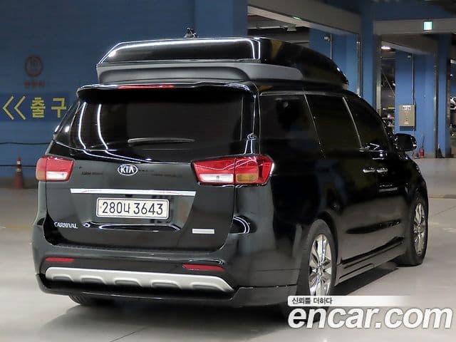 Kia All New Carnival Prestige, 2017 4