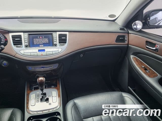 Hyundai Genesis VIP팩, 2011 9