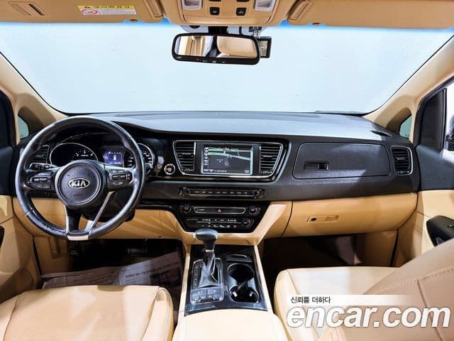 Kia All New Carnival Prestige, 2017 4