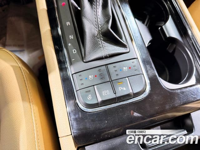 Kia All New Carnival Prestige, 2017 9