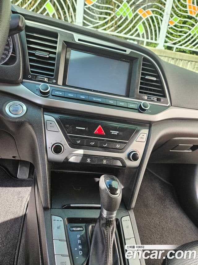 Hyundai Avante AD 1.6 GDI Value Plus, 2017 6