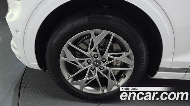 Genesis GV70, 2023 все фото