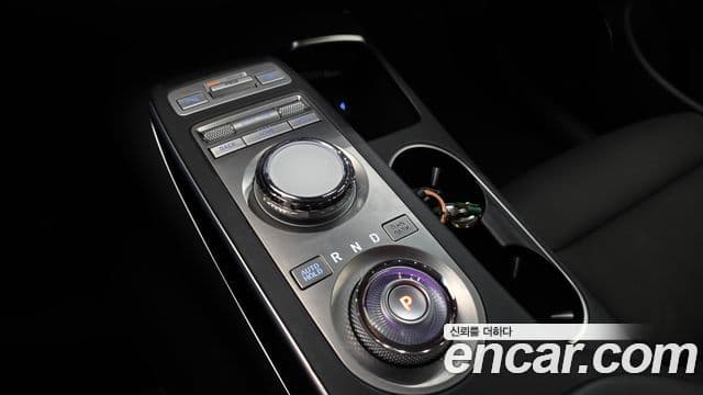 Genesis GV70, 2023 9