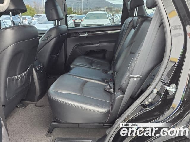 Kia Mohave 2WD KV300, 2012 11