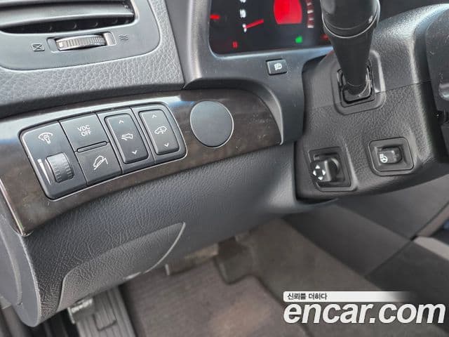 Kia Mohave 2WD KV300, 2012 14