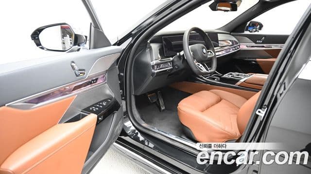 BMW 7시리즈 (G70) 740d xDrive M Sport, 2025 11