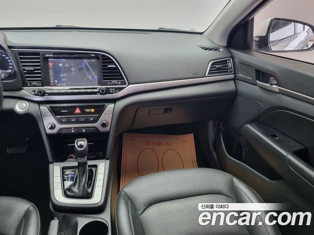 Hyundai Avante AD 1.6 GDI Value Plus, 2018 9