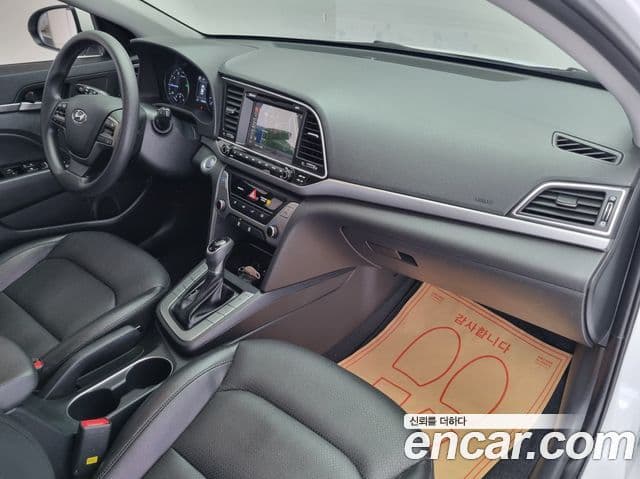 Hyundai Avante AD 1.6 GDI Value Plus, 2018 11