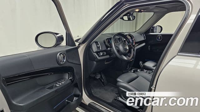 Mini Cooper Countryman 2세대, 2022 10