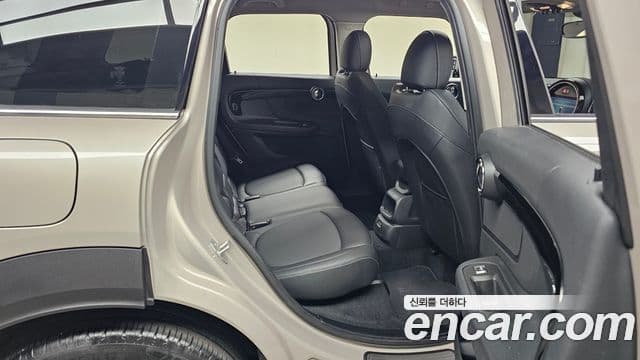 Mini Cooper Countryman 2세대, 2022 12