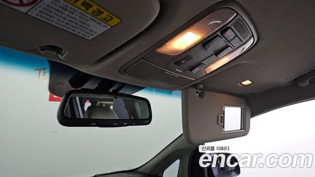 Kia The / новый New Carnival Luxury, 2019 17