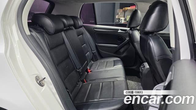 Volkswagen Гольф 6세대, 2011 12