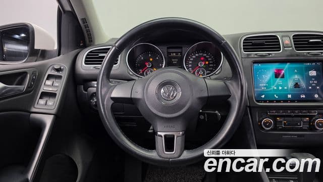 Volkswagen Гольф 6세대, 2011 13