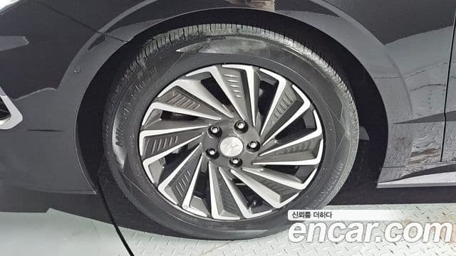 Hyundai Sonata гибрид (DN8) Premium Plus, 2022 все фото